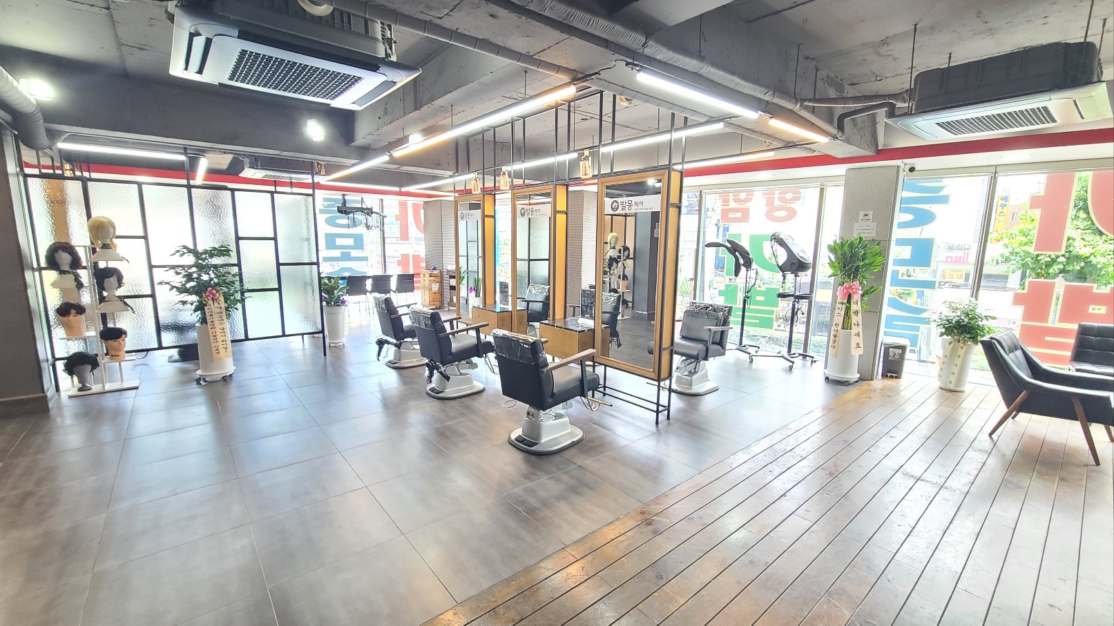 2000769928_v10NpRAk_6393249656b460b7c5845efb1b3c946db8f499fe.jpg 이미지크게보기